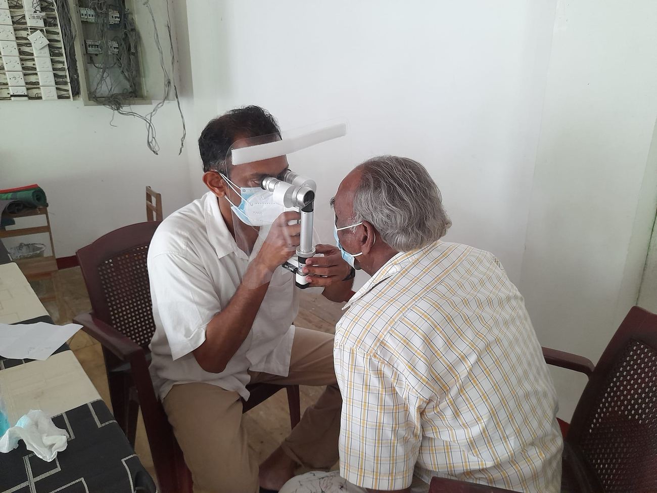 Eye screening at Niunhella clinic