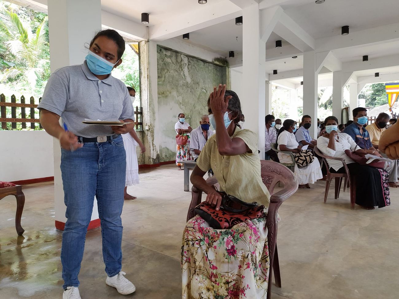 Niunhella eye care clinic screening support